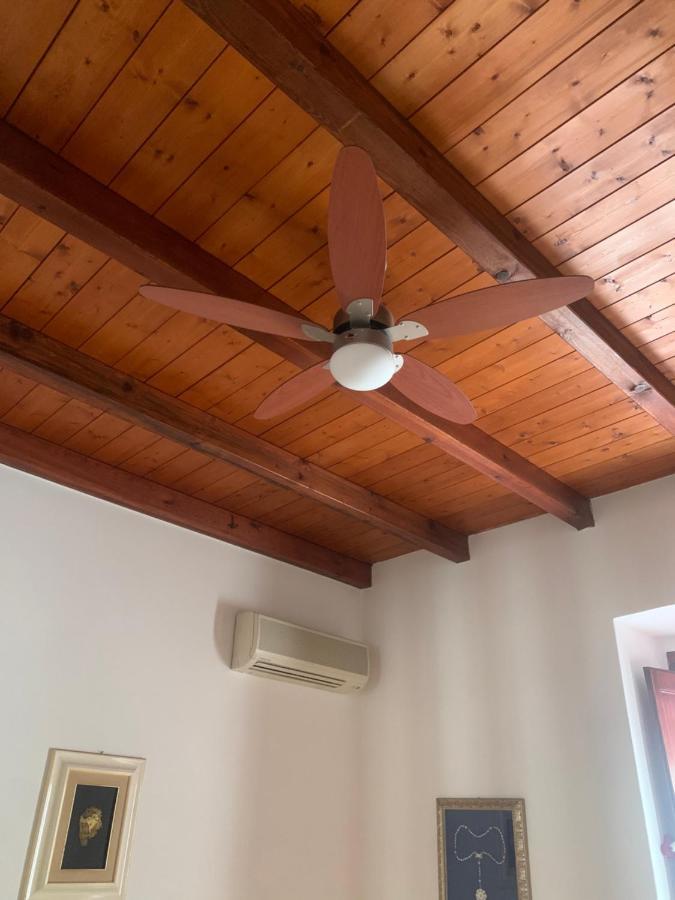 B&B Federica Cagliari Bagian luar foto