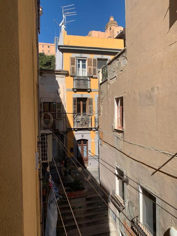 B&B Federica Cagliari Bagian luar foto