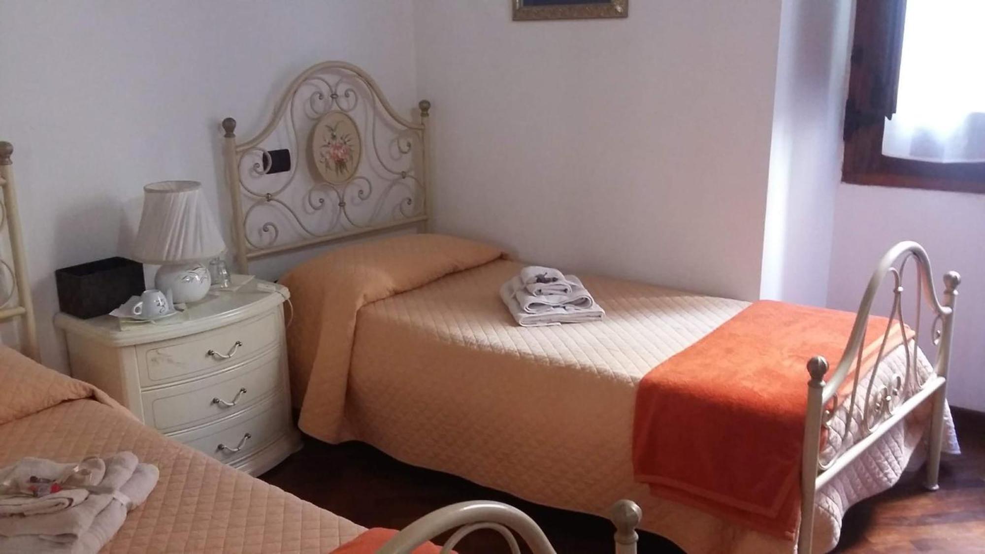 B&B Federica Cagliari Bagian luar foto